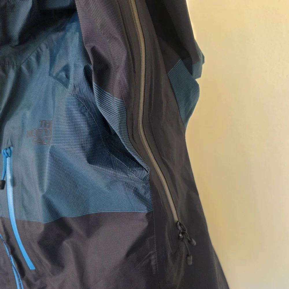 The North Face Fuseform Progressor Men’s M Jacket Ventilation Waterproof Outdoor